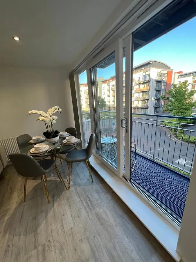 Strada Apartment EDI